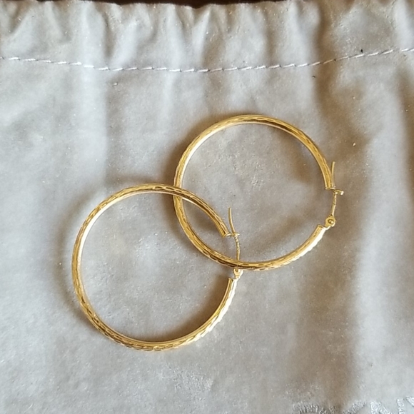 Jewelry - Vintage 10k gold hoop earrings